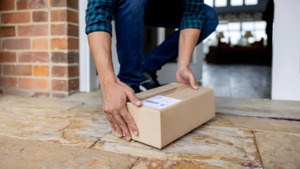 Покупці e-commerce дедалі частіше надають перевагу гофрокоробкам замість поштових пакетів